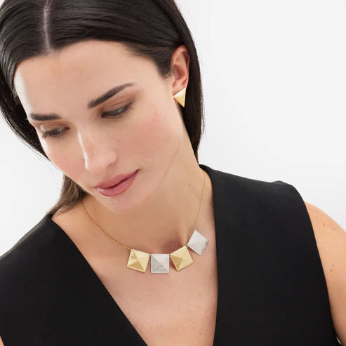 Pendientes botón triángulo Good Morning en Plata