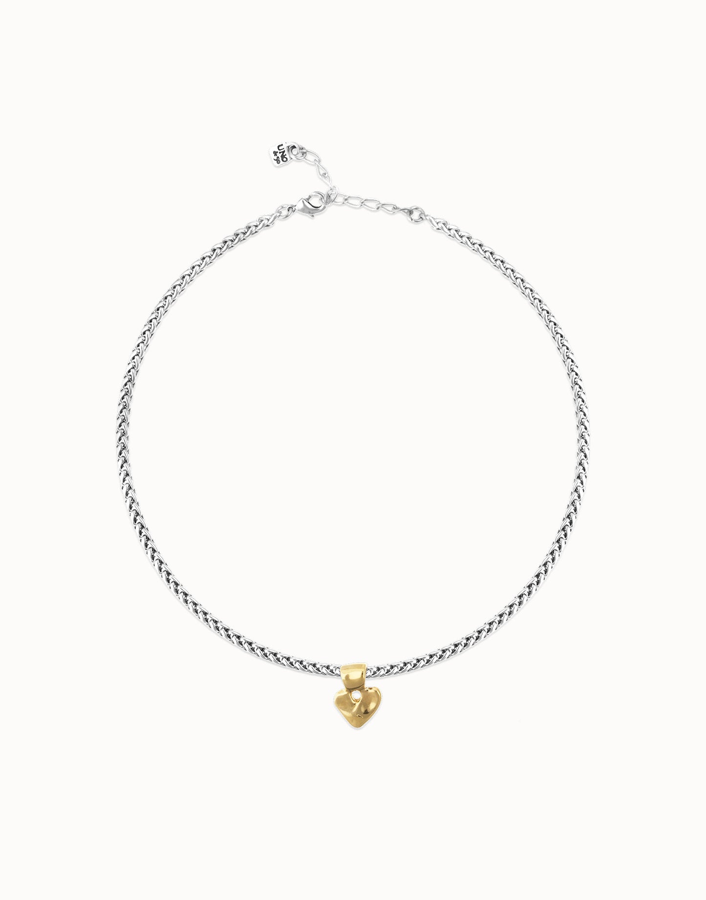 Collar bañado en oro 18k con detalle de corazón pequeño