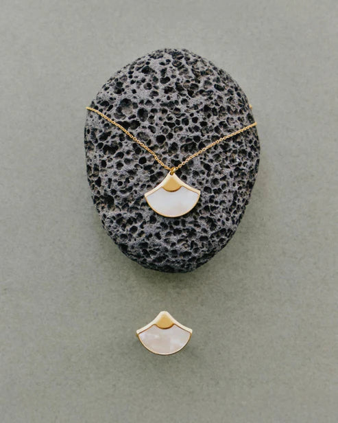 Anillo ajustable abanico Mum's Break nácar