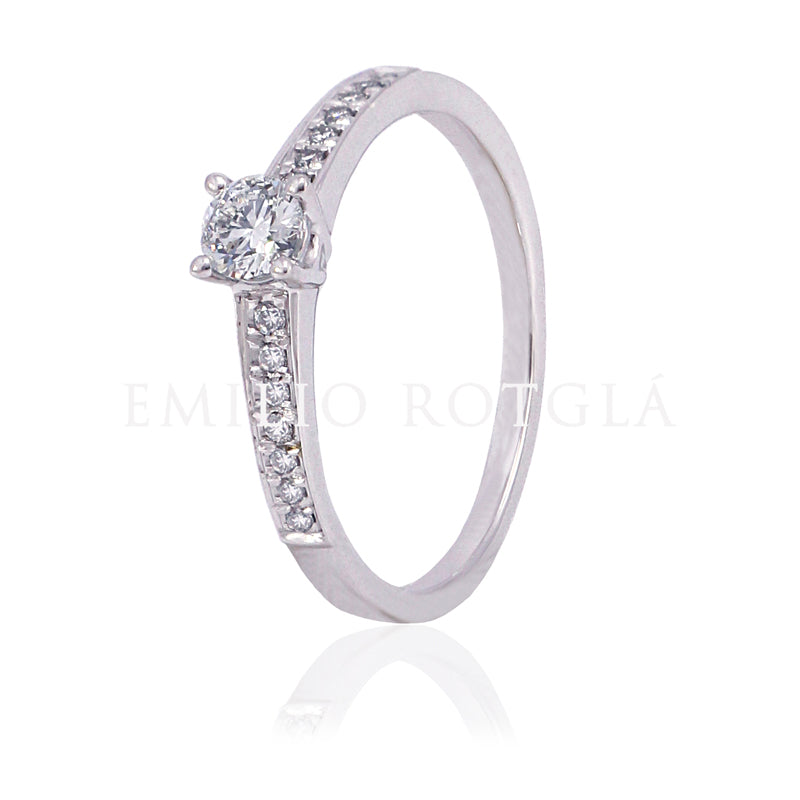 Anillo brillantes oro blanco