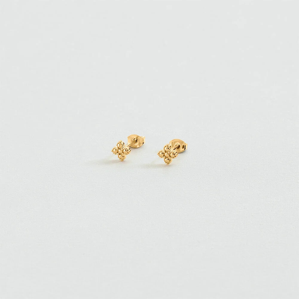 Pendientes cortos BELOVED Dorado