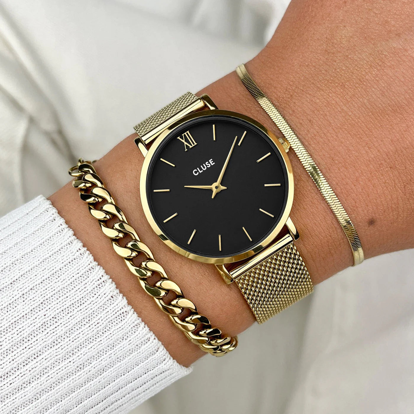 Minuit Watch Mesh, Black, Gold Colour