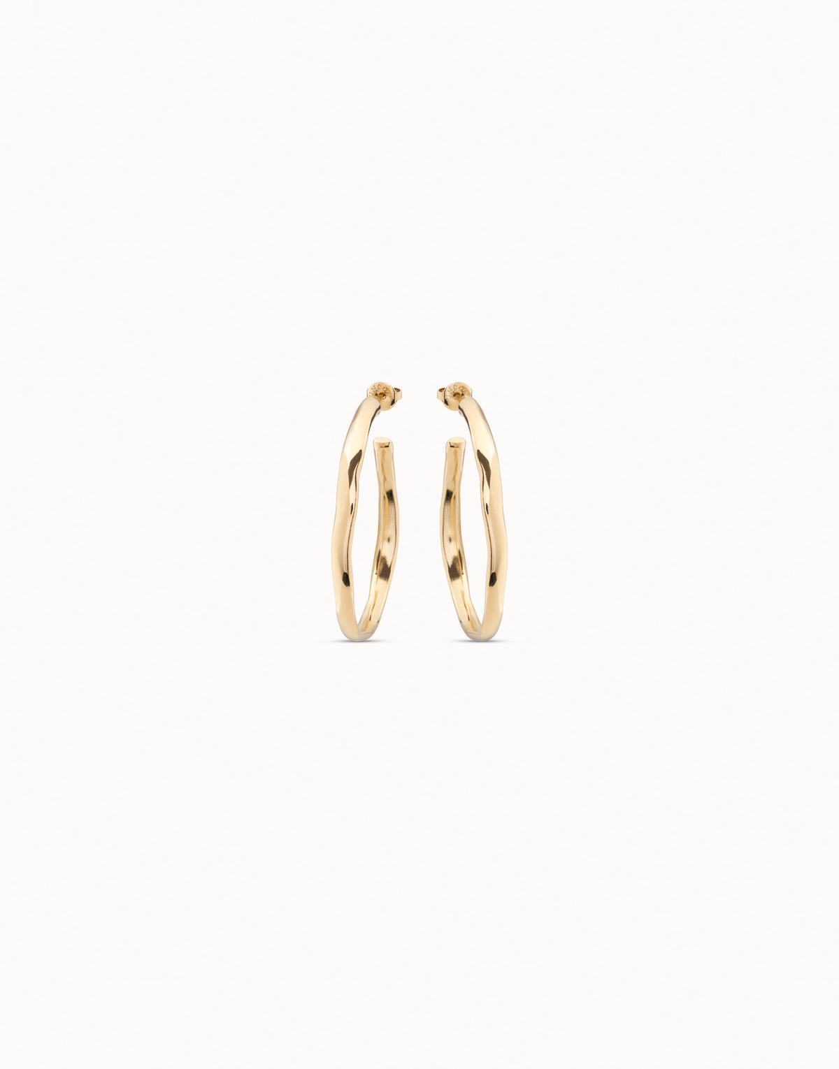 Pendientes de aro abierto bañados en oro de 18k