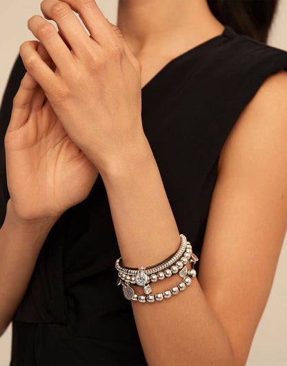 Unode50 Pulsera de cuero y baño en plata de ley