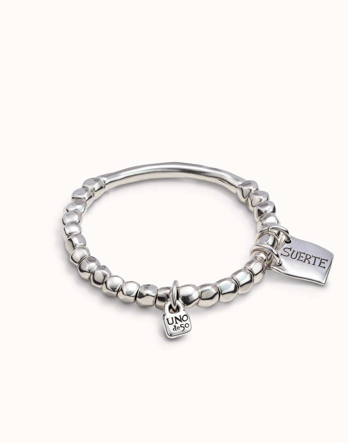 Unode50 Pulsera de cuentas, pieza tubular y chapa con mensaje bañado en plata (suerte)